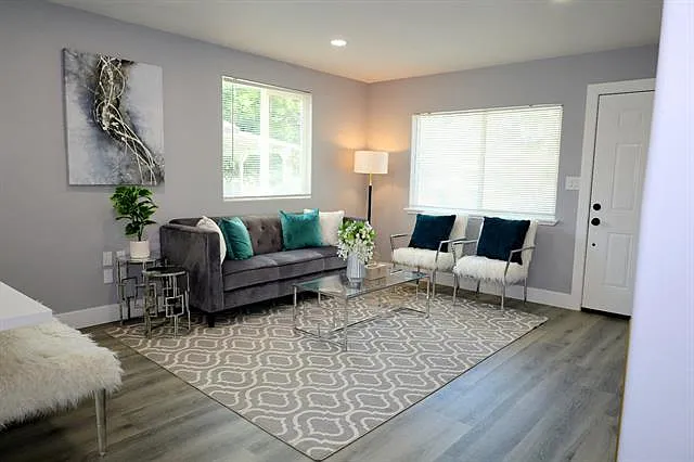 9675 Kent St #2 — Photo 3