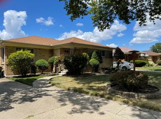 23411 Radclift St, Oak Park, MI 48237
