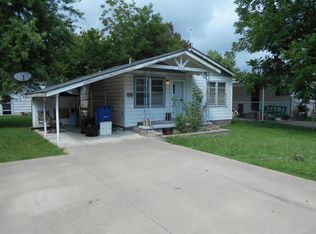 620 Blackworth St, Miami, OK 74354