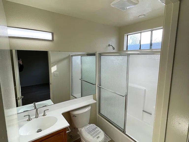 12736 Caswell Ave — Photo 5