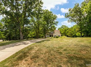545 Honeysuckle Ln, Union, MO 63084