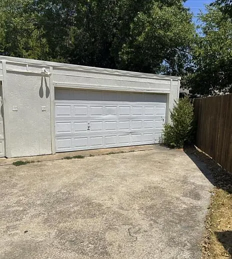 1804 Camelot Cv #1804 — Photo 18