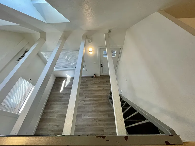 458 W 13th Ave #B — Photo 7