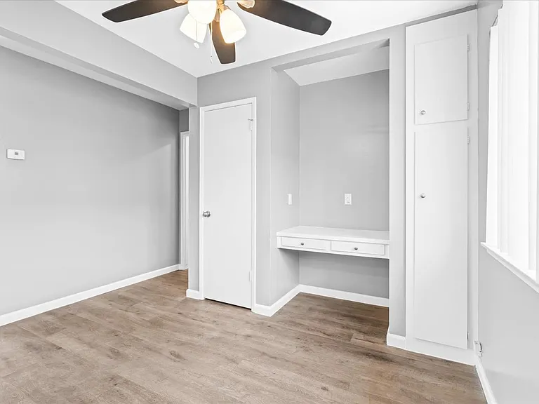2070 Sahara Way #3 — Photo 14
