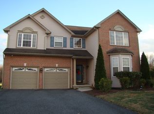 12 Bohemia Rd, Bear, DE 19701