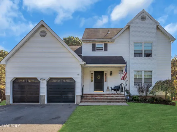 9 Chris Ann Court, Jackson, NJ 08527