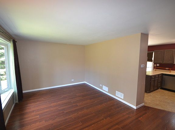 5th image of 38179 N North Shore Ave