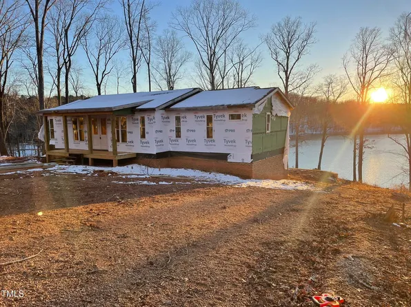 1689 Peninsula Ln #16, Bullock, NC 27507