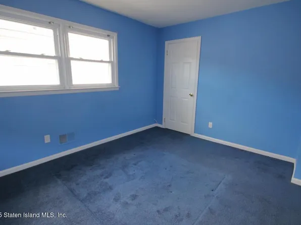 90 Levit Avenue image 18 of 36