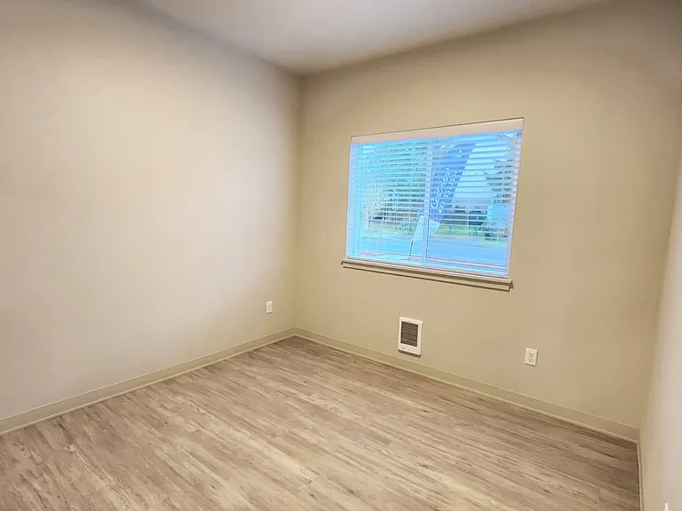 The Vicara Apartments & Townhomes — Photo 26