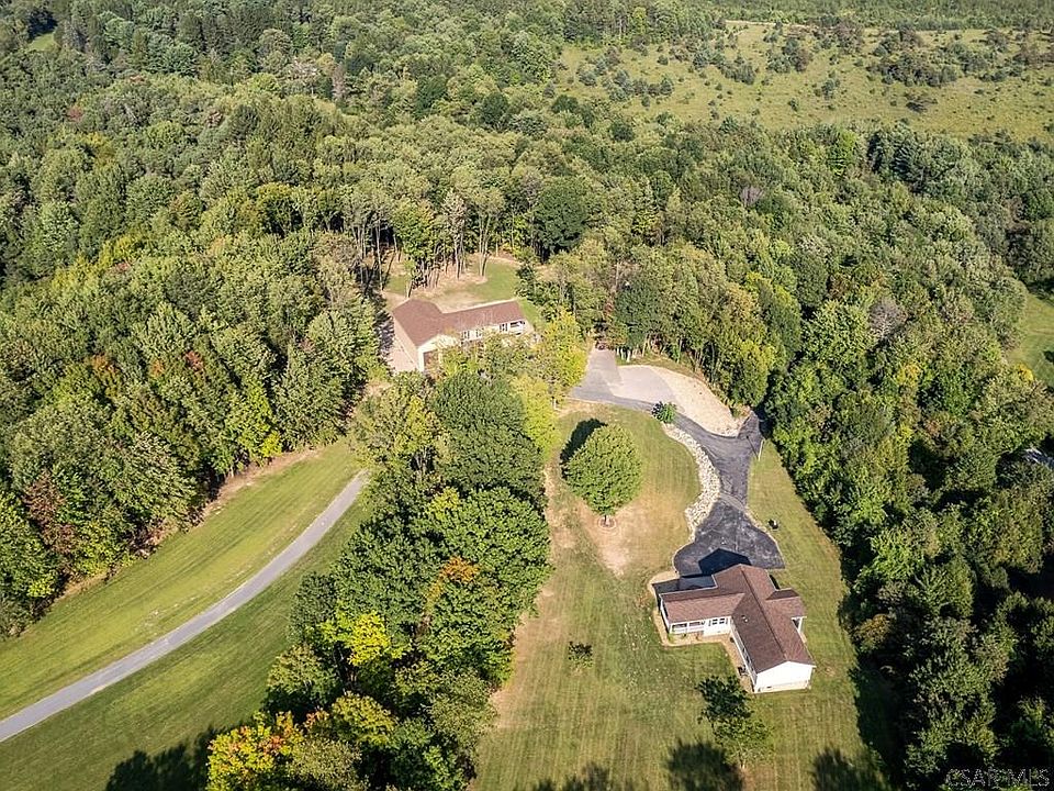 819 Horner St, Windber, PA 15963 MLS 96031261 Zillow