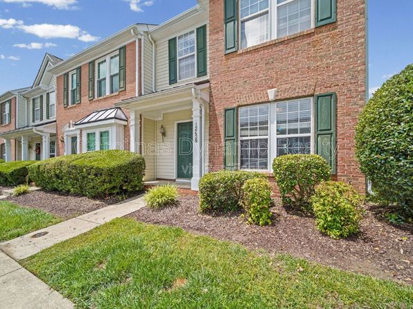 12439 Blossoming Ct