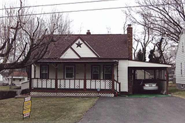 1st image of 946 Benedict Ave