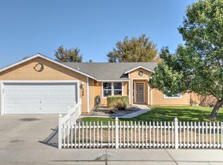 146 Prairie Ln, Fernley, NV 89408