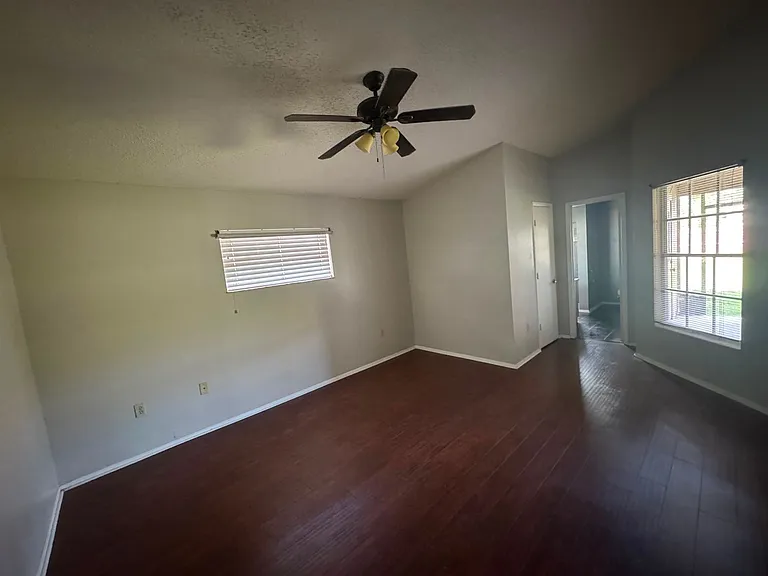 5818 Bambi Dr — Photo 28