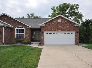 2627 Keebler Rd, Maryville, IL 62062