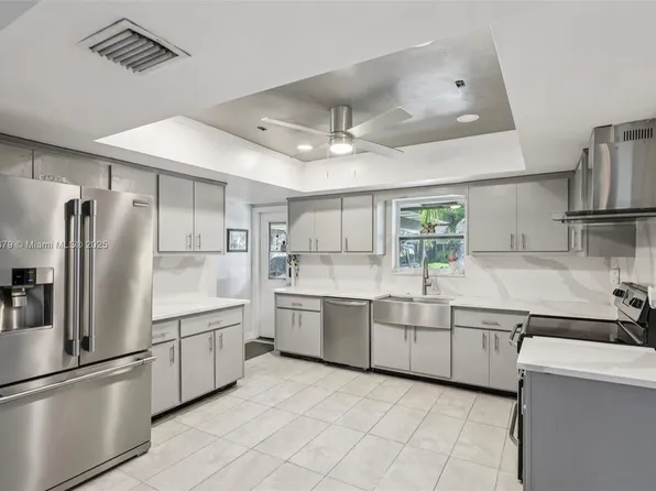 2441 SW 43rd Ave, Fort Lauderdale, FL 33317