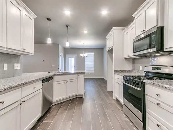 8309 NW 163rd Ter, Edmond, OK 73013