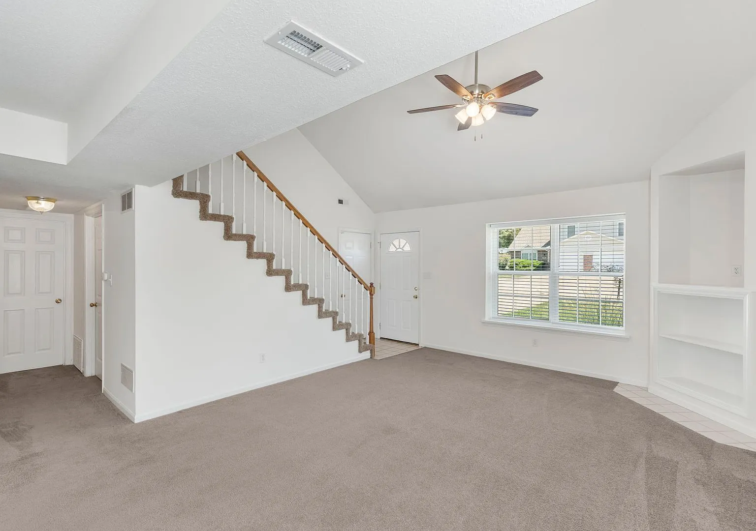 5001-5003 Betty Jean Way — Photo 2