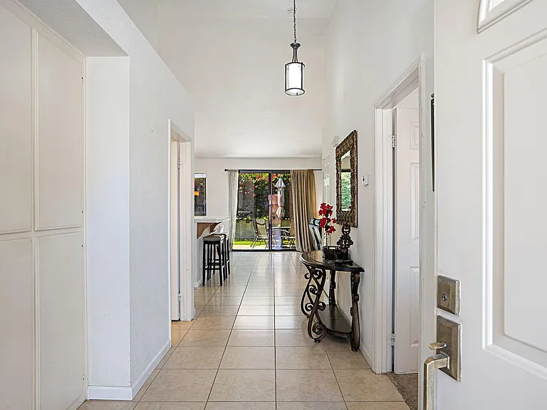 76915 Scimitar Way — Photo 1