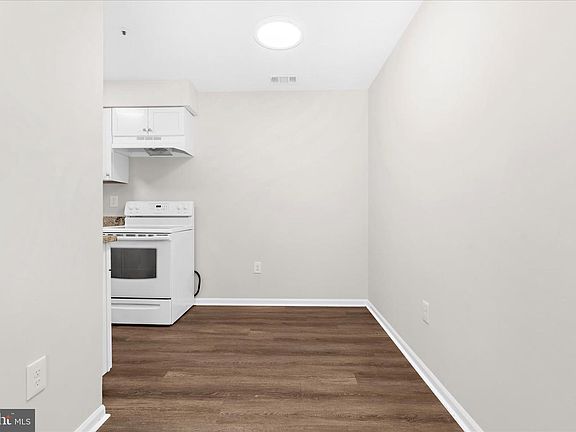 5th image of 4732 Dorsey Hall Dr #9903