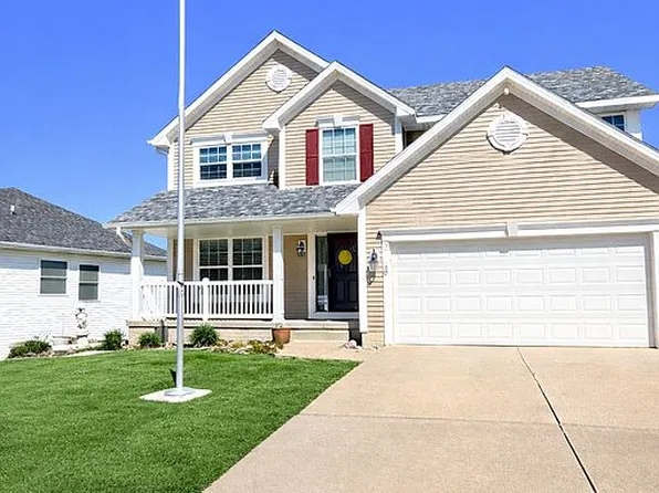 2726 Fayrdale Dr, Des Moines, IA 50320