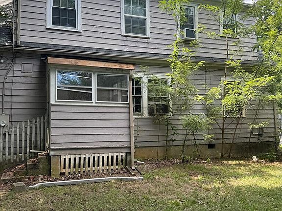 5th image of 417 Ellyson Ave