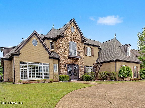 3rd image of 6346 Shenandoah Ln