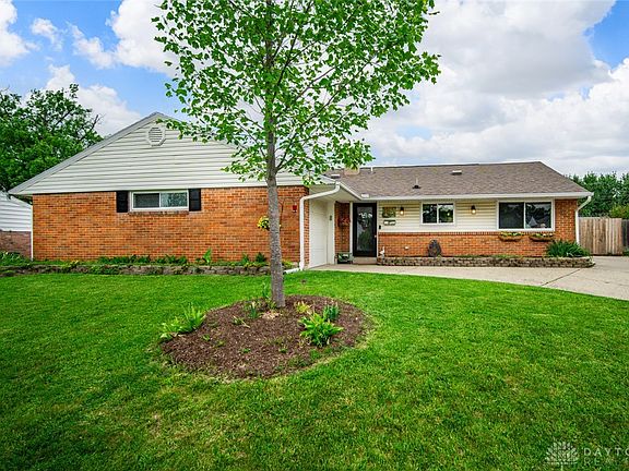3rd image of 5821 Craftmore Dr
