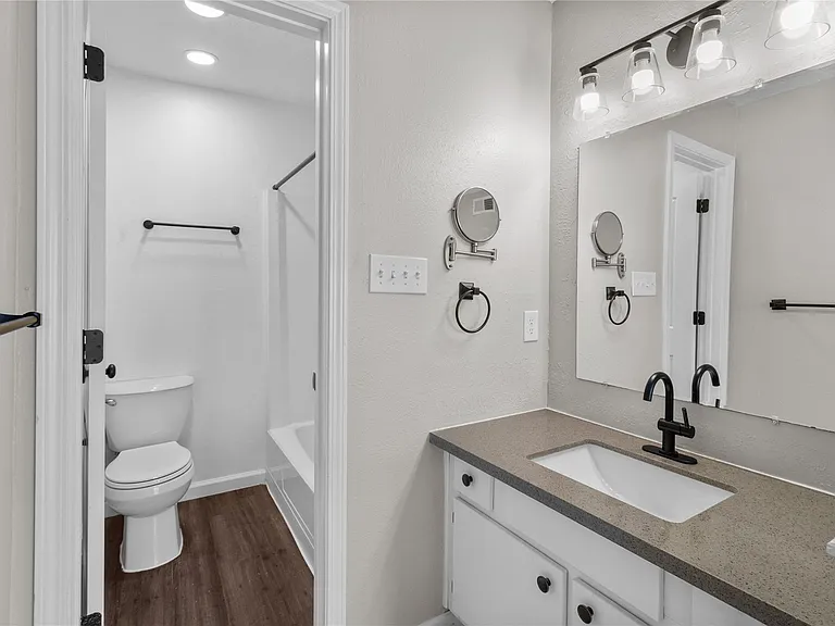 5001 Lamonte Ln #105 — Photo 8