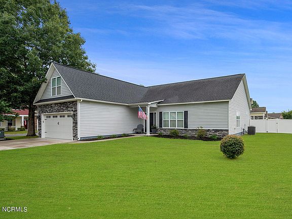 2nd image of 2401 Carlow Place