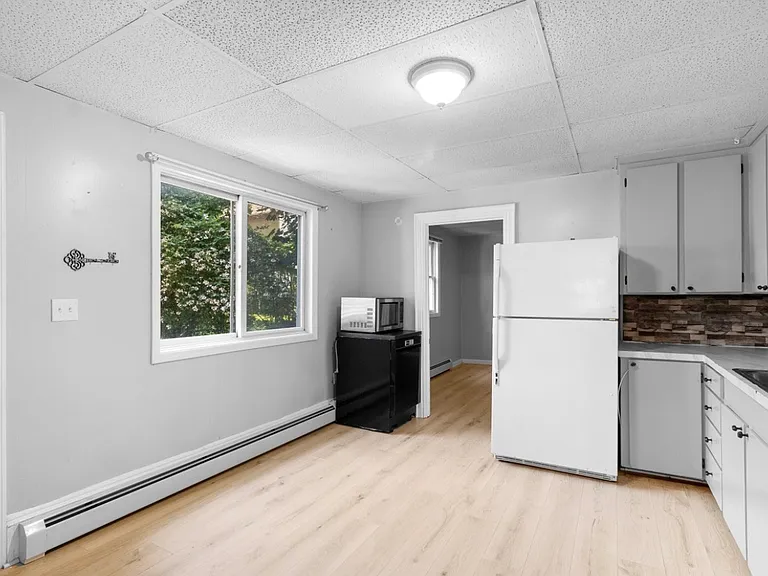 30 Granite St — Photo 15