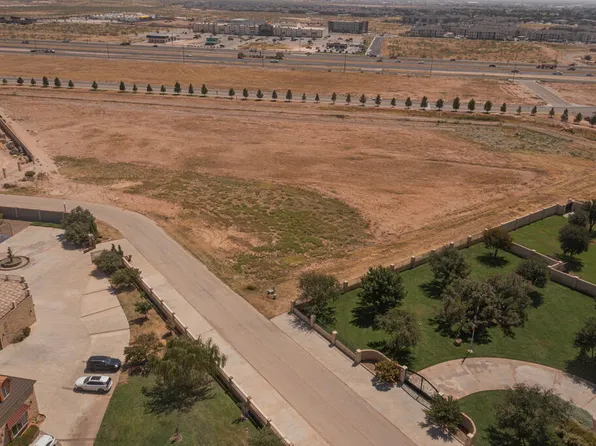 10 Mansion Oaks Dr, Odessa, TX 79765