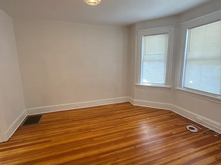 149 Claremont Ave #2 — Photo 3