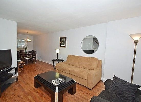 5th image of 11018 64th Ave #3