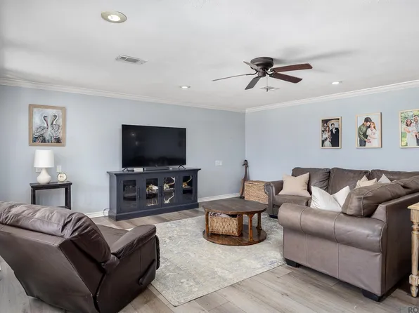 15443 Sheree St, Gonzales, LA 70737