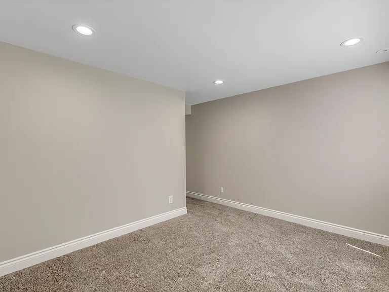 1113 N Old Woodward Ave #78 — Photo 27