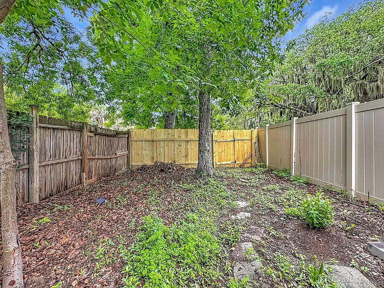 2857 Wonderwood Ln — Photo 31