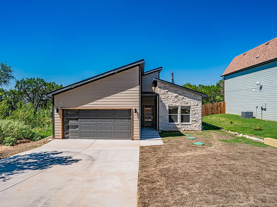 924 Bosque River Dr