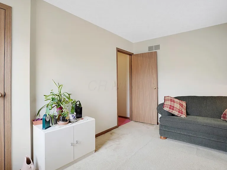 3568 Frenchpark Dr — Photo 16