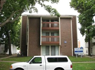 306 E White St APT 301, Champaign, IL 61820