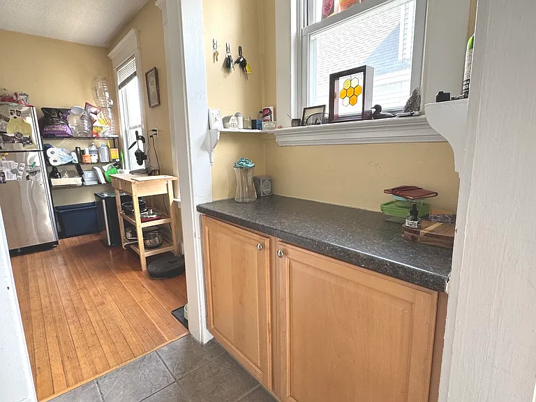 1869 Chapel St #2 — Photo 8