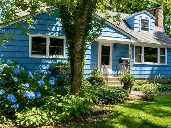 38 Maple Avenue, Locust Valley, NY 11560