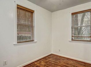 2605 Beacon Hill Rd, Alexandria, VA 22306