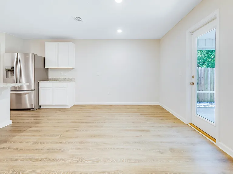 975 Lovebird Ct — Photo 19