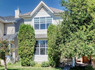 22 S Cramond Cres SE, Calgary, AB T3M 1B7