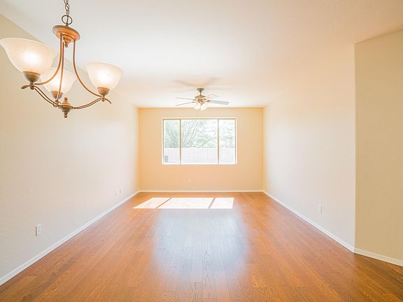 3rd image of 15281 W Edgemont Ave