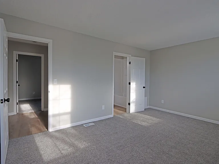 1686 Jupiter Ave — Photo 32