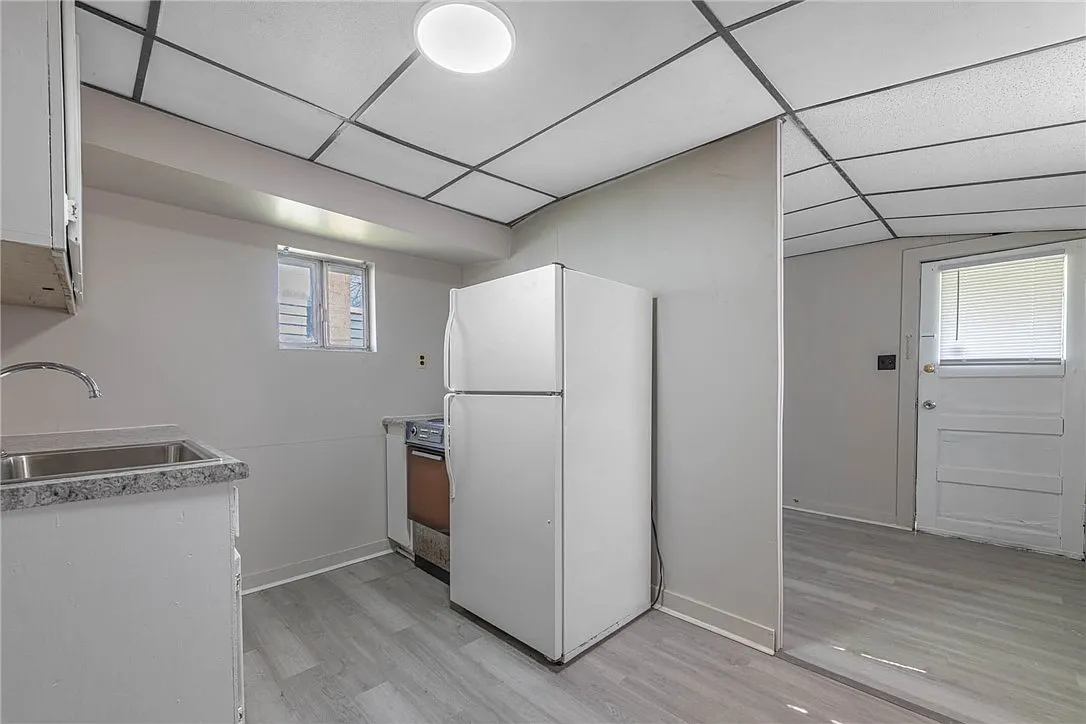 1 bed, 500 sqft, $550 — Photo 3