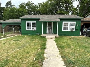 107 Franklin St, Taylor, TX 76574